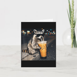 Cartão Funny raccoon drinking iced coffee animal meme men