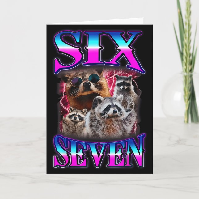 Cartão Funny Six Seven 67 Meme 67 Meme de Guaxinim Bootle (Frente)