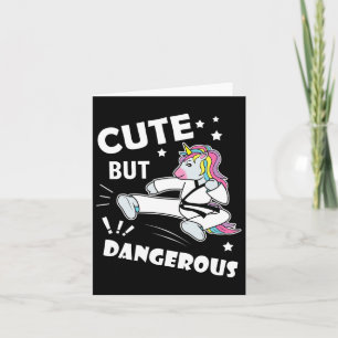 Cartão Garota Karate Engraçada Dão-de-presente de anivers