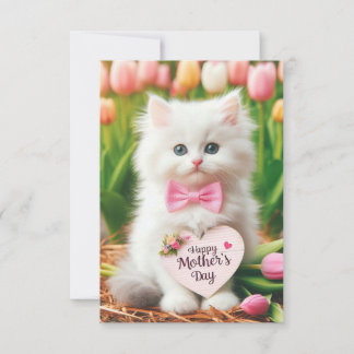 Cartão Gatinho Branco Fofinho em Campo de Tulipas Dia das