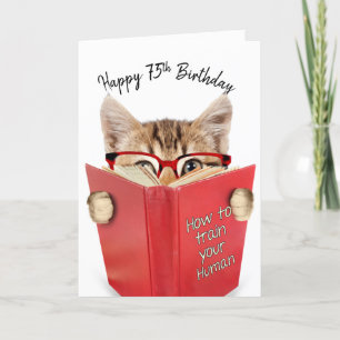 Cartão Gato com Óculos e Livro Vermelho 75. Aniversário