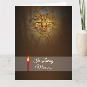 Cartão Ginger cat face a uma vela vermelha Personalizar