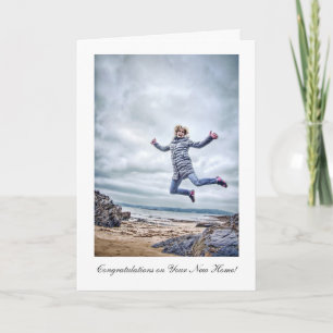 Cartão Girl Jumping For Joy - Congratulations on New Home