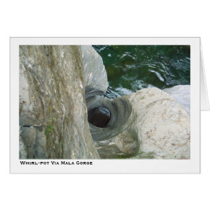 Cartão Giro-pote através do desfiladeiro de Mala