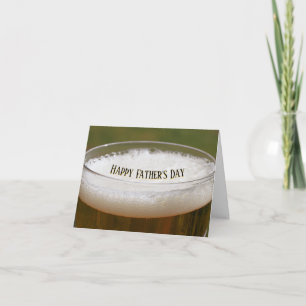 Cartão Glass Of Foamy Beer Father's Day