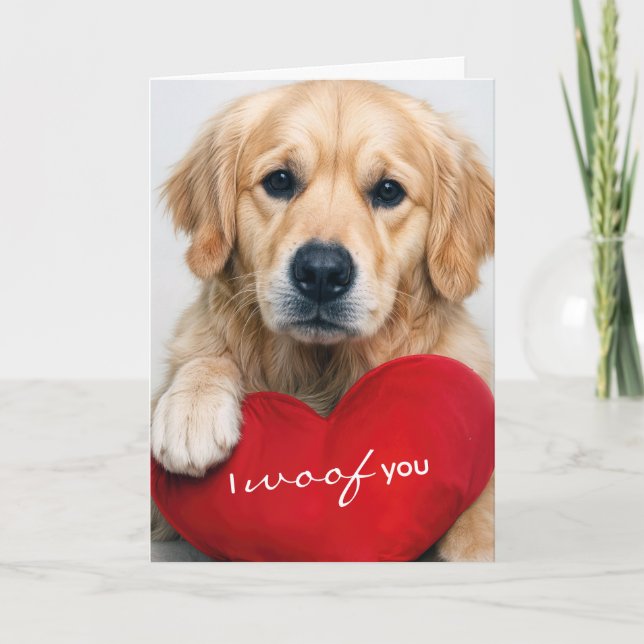 Cartão Golden Retriever With Valentine Heart Pillow (Frente)