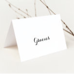 Cartão Gracias De Casamento Dobrado Pela Caligrafi<br><div class="desc">Esta carta de gracias de casamento dobrada pela caligrafia moderna é perfeita para um casamento rústico. O design simples e elegante apresenta a tipografia de scripts clássicos e ricos em preto e branco. Personalize o dentro da placa com seus nomes e uma mensagem de obrigado. Ou deixe o vazio da...</div>