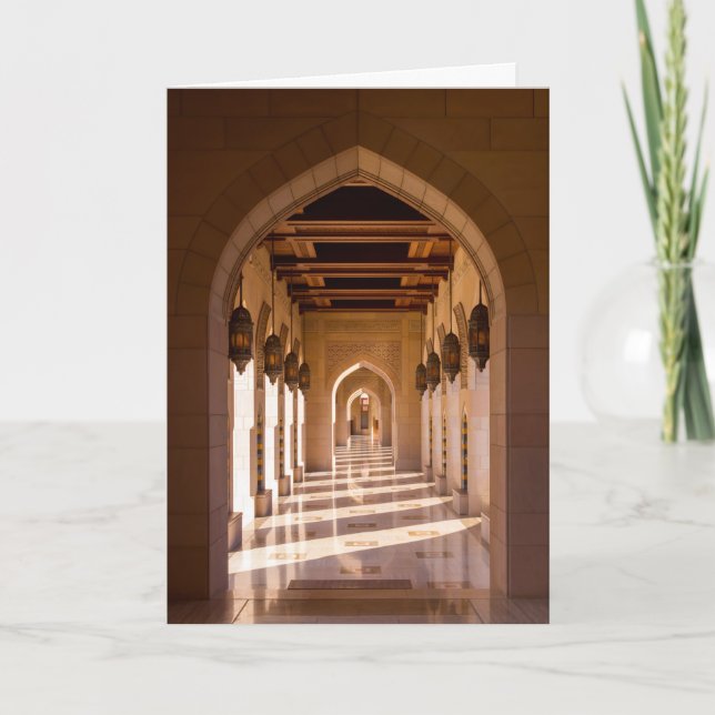 Cartão Grande Mesquita de Sultão Qaboos em Muscat, Omã (Frente)