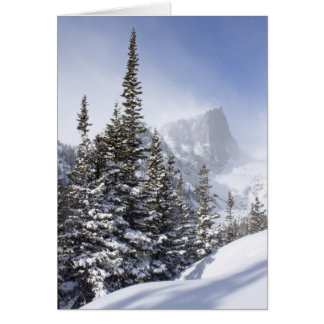 Cartão Hallett Peak em março