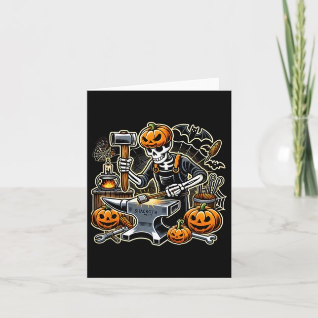 Cartão Halloween Skeleton Blacksmith (Frente)