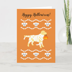 Cartão Halloween Yellow Labrador Mummy
