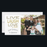Cartão Hanukkah Feriado - Foto "Ame um Latke"<br><div class="desc">Feriado, Cartão com fotos de Hanukkah, "Larguem-se ao Vivo Ame um Latke" Brilhante, Cartão com fotos com envelope branco. Personalize, substituindo fotos e texto, "Happy Hanukkah, The Blumbergs" Personalize o texto escolhendo seu estilo de fonte, cor e tamanho favoritos. Obrigados para parar e comprar por aqui! Muito apreciado. Feliz Hanukkah!...</div>