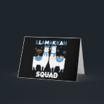 Cartão Hanukkah Llama Feliz Natal Llamakah Squad Cute<br><div class="desc">Engraçado lama alpaca Menorah presentes para mulheres e homens,  adolescentes,  crianças,  meninas,  meninos que amam Hannukah,  Feriados Judeus Channukah,  Happy Llamakah,  meias de Natal de lhama judia. Presente ideal para o Natal,  Rua,  Nick,  Ano Novo,  presente de aniversário e outros feriados.</div>