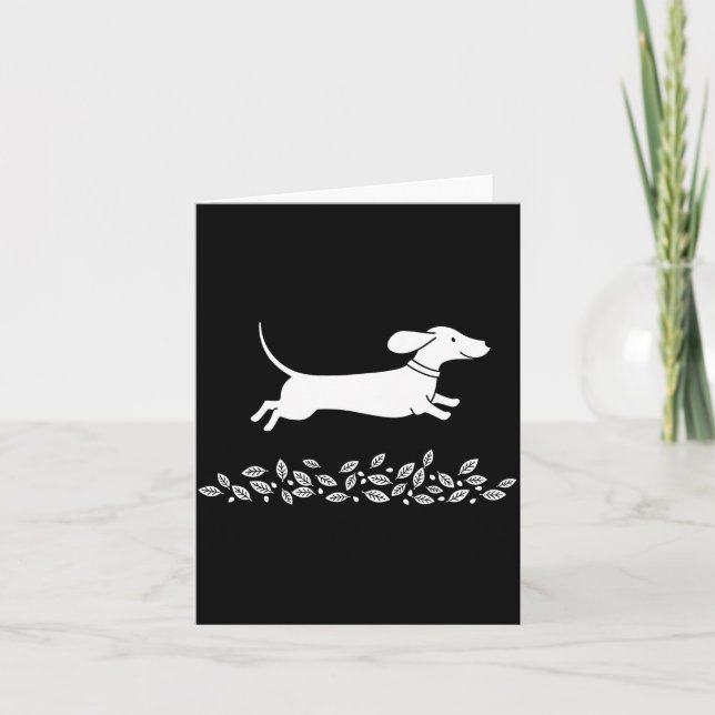 Cartão Happy Dachshund With Autumn Leaves For Pet Lovers  (Frente)