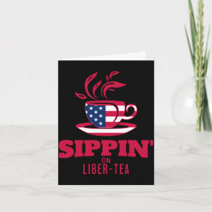 Cartão Homens bebendo chá liber bandeira americana engraç