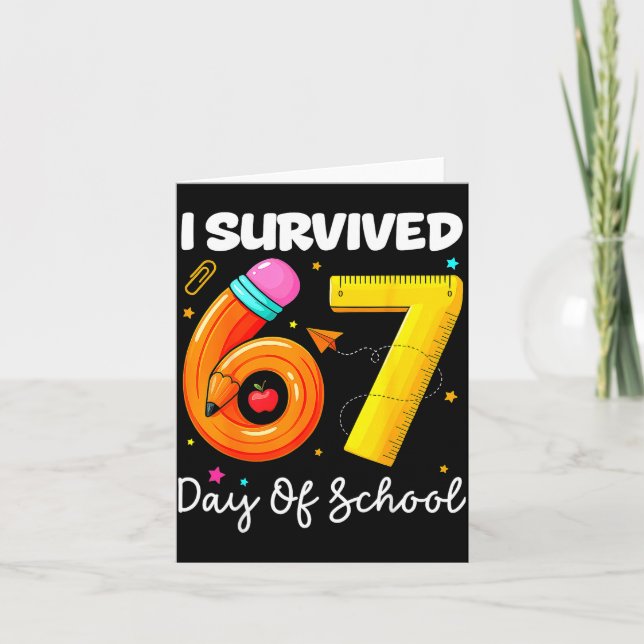 Cartão I Survived 67 Days Of School Funny Meme Teacher St (Frente)
