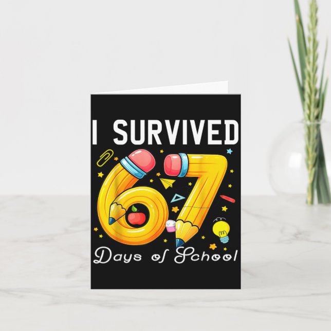 Cartão I Survived 67 Days Of School Funny Meme Teacher St (Frente)