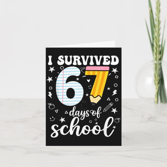 Cartão I Survived 67 Days Of School Funny Meme Teacher St (Frente)