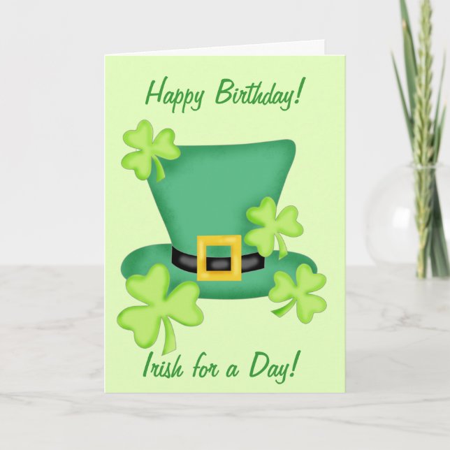 Cartão Irlandês para o Dia Feliz Aniversário Shamrock (Frente)