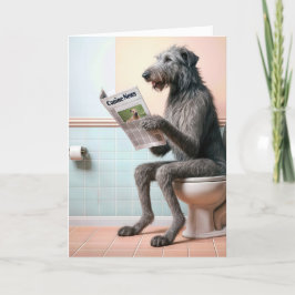 Cartão Irlandês Wolfhound Lendo um jornal