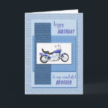 Cartão Irmão, aniversário da bicicleta do motor<br><div class="desc">Um ciclo de motor azul em um fundo azul abstrato. A parte dianteira diz "o feliz aniversario a meu irmão maravilhoso". Um grande cartão para um irmão que seja um entusiasta da bicicleta do motor. As texturas na parte dianteira deste cartão são imprimidas.</div>