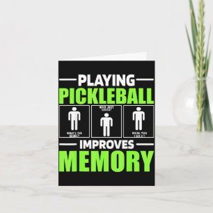 Cartão Jogar pickleball melhora a memória do jogador de d
