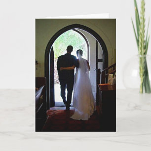 Cartão Just Married Couple Leaving Church Greeting Card