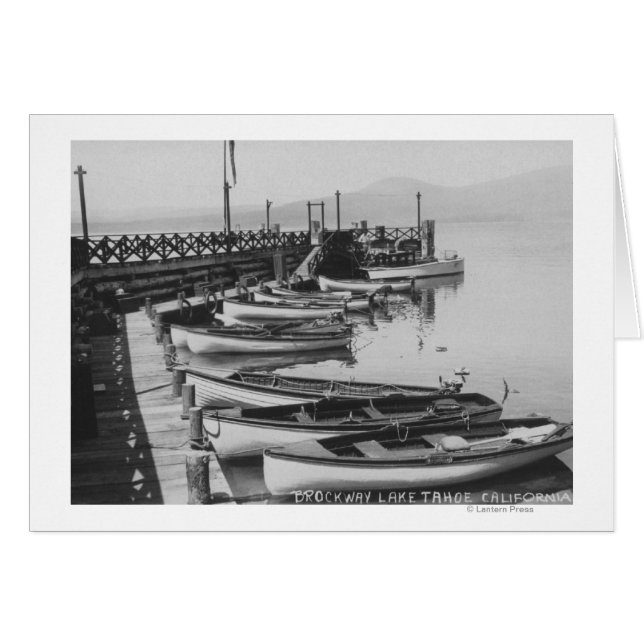 Cartão Lago Tahoe, CA - Barcos de Madeira ao longo da Fot (Frente Horizontal)