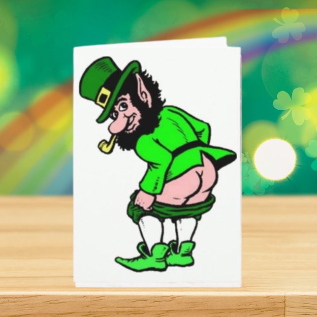 Cartão Leprechaun de Mooning de Dia de São Patrício (St Patrick's Day Mooning Leprechaun Card)