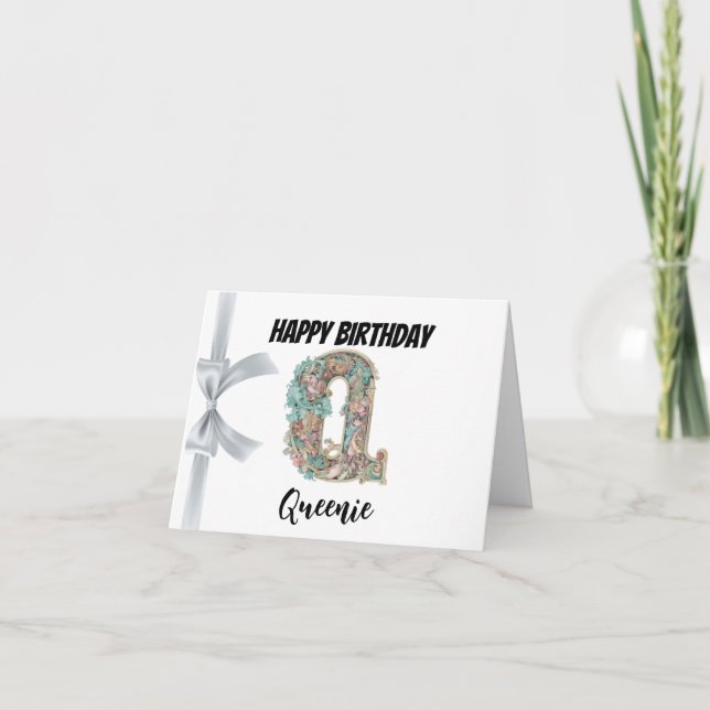 Cartão Letra monogramada "Q" Feliz Aniversário (Frente)