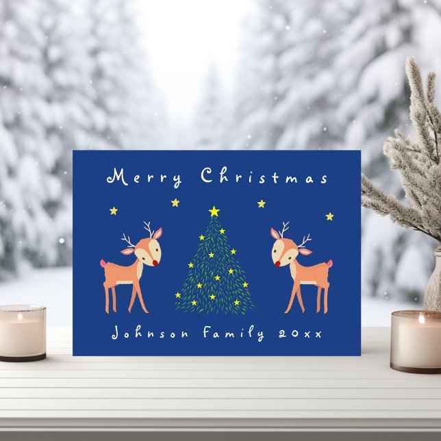 Cartão Lindo cervo com árvore de Natal e estrelas (Criador carregado)