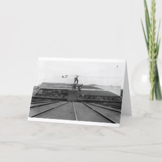 Cartão Locomotiva de vapor Railway do sul na plataforma