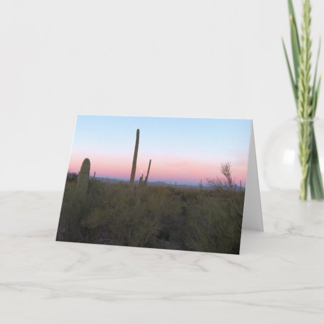 Cartão Lua Rosa sobre Saguaro ao Nascer do Sol (Frente)