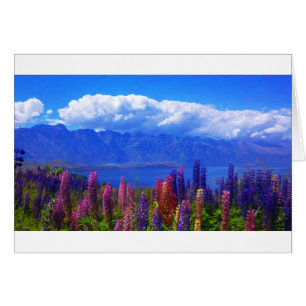 Cartão Lupine Nova Zelândia em Queenstown sobre o Lago Wa