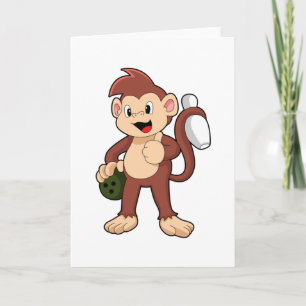 Cartão Macaco no boliche com bola de boliche