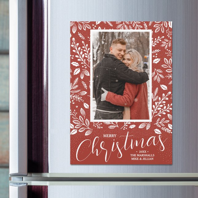 Cartão Magnético de Foto de Natal Botânico (MAGNETIC! White Botanical Christmas Photo Cards Rustic Red)
