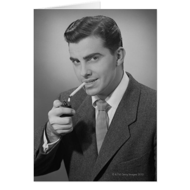 Cartão Man Lighting Cigarette (Frente)