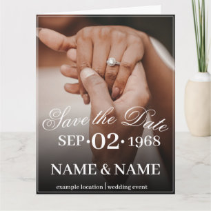 Cartão Mãos de um Casal de Casamento Colorido com Anel