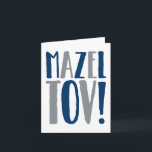 Cartão Marinho do bloco de Mazel Tov   Cinzento<br><div class="desc">Felicite o menino do mitzvah do bar com este "Mazel simples Tov!" o cartão decorou com letras de bloco escrito à mão festivas em azul e em cinzento. Vazio da esquerda para dentro para sua própria mensagem pessoal. Aperfeiçoe para um presente ou verifique o cerco. Compre mais de um se...</div>