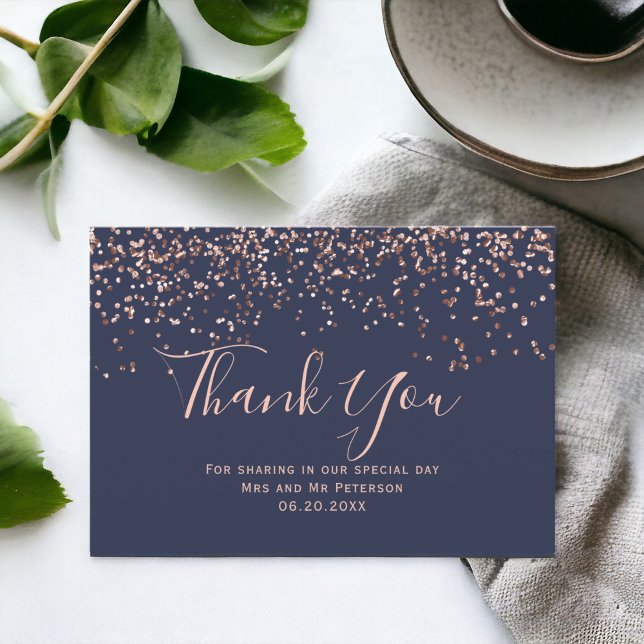 Cartão marinho dourado confetti rosa tapografia azul obri (Rose gold confetti navy blue typography thank you card)