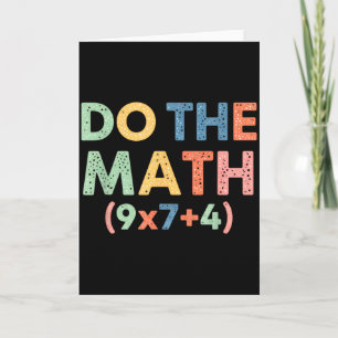 Cartão Matemática Faça a Conta (9x7+4) Equação Divertida