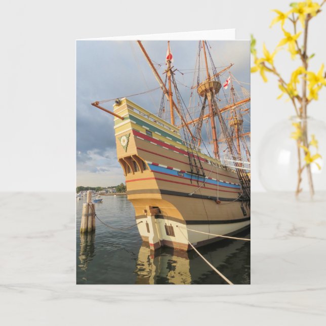 Cartão Mayflower II no cais estadual (Flor Amarela)