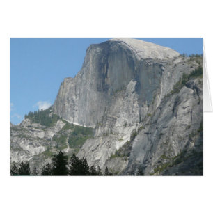 Cartão Meia Cúpula de lado no Parque Nacional de Yosemite