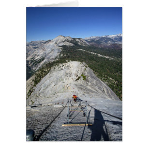 Cartão Meia pomba olhando para baixo dos cabos - Yosemite