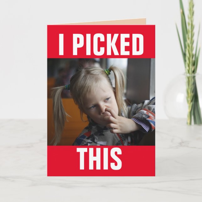 CARTÃO MENINA ESCOLHENDO NARIZ CARTA DE DIA DOS NAMORADOS (Frente)