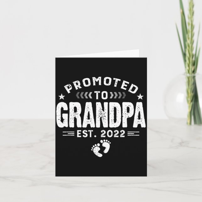 Cartão Mens Promoted To Grandpa Est 2022 Funny New Grandp (Frente)