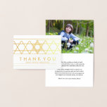 Cartão Metalizado 1 Bar Mitzvah Obrigado Estrela de David Dourado<br><div class="desc">Uma maneira bem pensada para a família e amigos obrigados por virem ao seu bar mitzvah é dar-lhes um elegante cartões de agradecimentos personalizado que eles podem salvar como um guardião. Imagem e todos os textos são simples de personalizar ou excluir. Se preferir escrever a sua mensagem de gratidão, basta...</div>