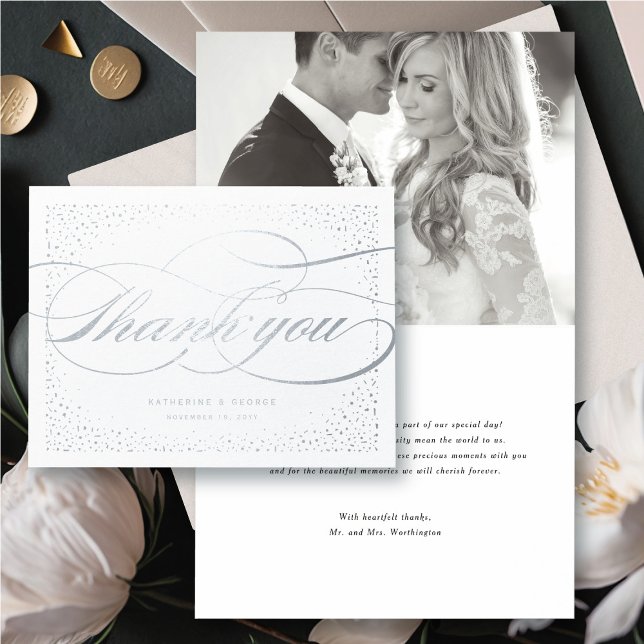 Cartão Metalizado Casamento com Script Clássico de Pontos Confetti O (Confetti Dots And Elegant Classic Script Wedding Thank You Foil Card @ fatfatin_blue_knot)
