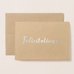 Cartão Metalizado Félicitações Parabéns Franceses Escoteiro<br><div class="desc">Celebre com esta bela carta de parabéns! A palavra francesa "fêmlicitações" está em folha prateada, em uma letra de script de pincel (pincelada) de estilo manuscrito. A dentro da placa está vazio, pronta para sua mensagem pessoal. Perfeito para um casamento, noivado, novo bebê, graduação, novo emprego, promoção, aposentadoria ou qualquer...</div>