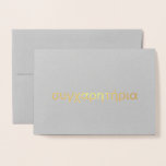 Cartão Metalizado Parabéns Gregos σ τ ή υ α χ Alpina Vazio Dourado<br><div class="desc">Esta carta elegante é a forma perfeita de felicitar auto-falantes ou acadêmicos gregos. A palavra "σ τ α foric υ ή Refl. α" encontra-se na frente,  em folha de ouro real. O dentro da placa é vazio para sua mensagem pessoal.</div>